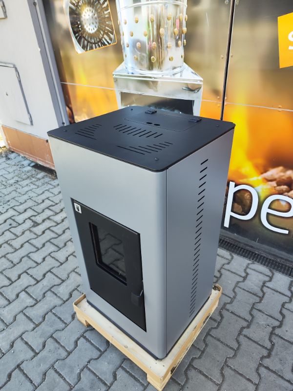 Teplovodné kachle na pelety 13 kW – Obrázok 5