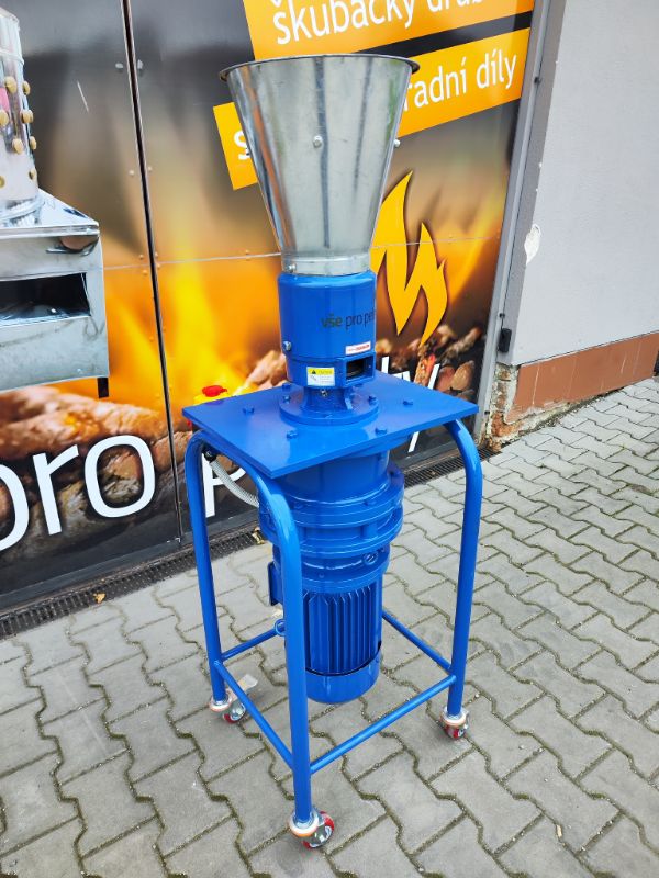 Peletovací lis s rotujúcimi valcami PLR150 Vertical 4 kW – Obrázok 7