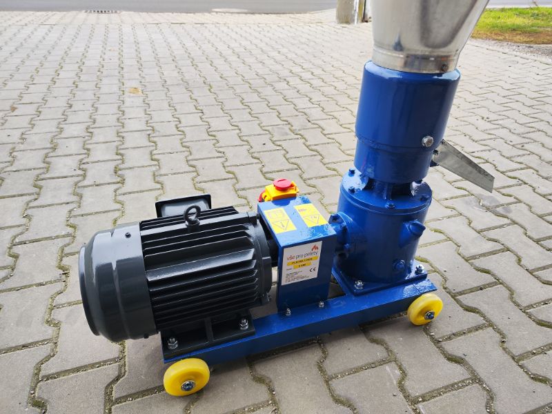 Peletovací lis s rotujúcimi valcami PLR150 4 kW – Obrázok 17