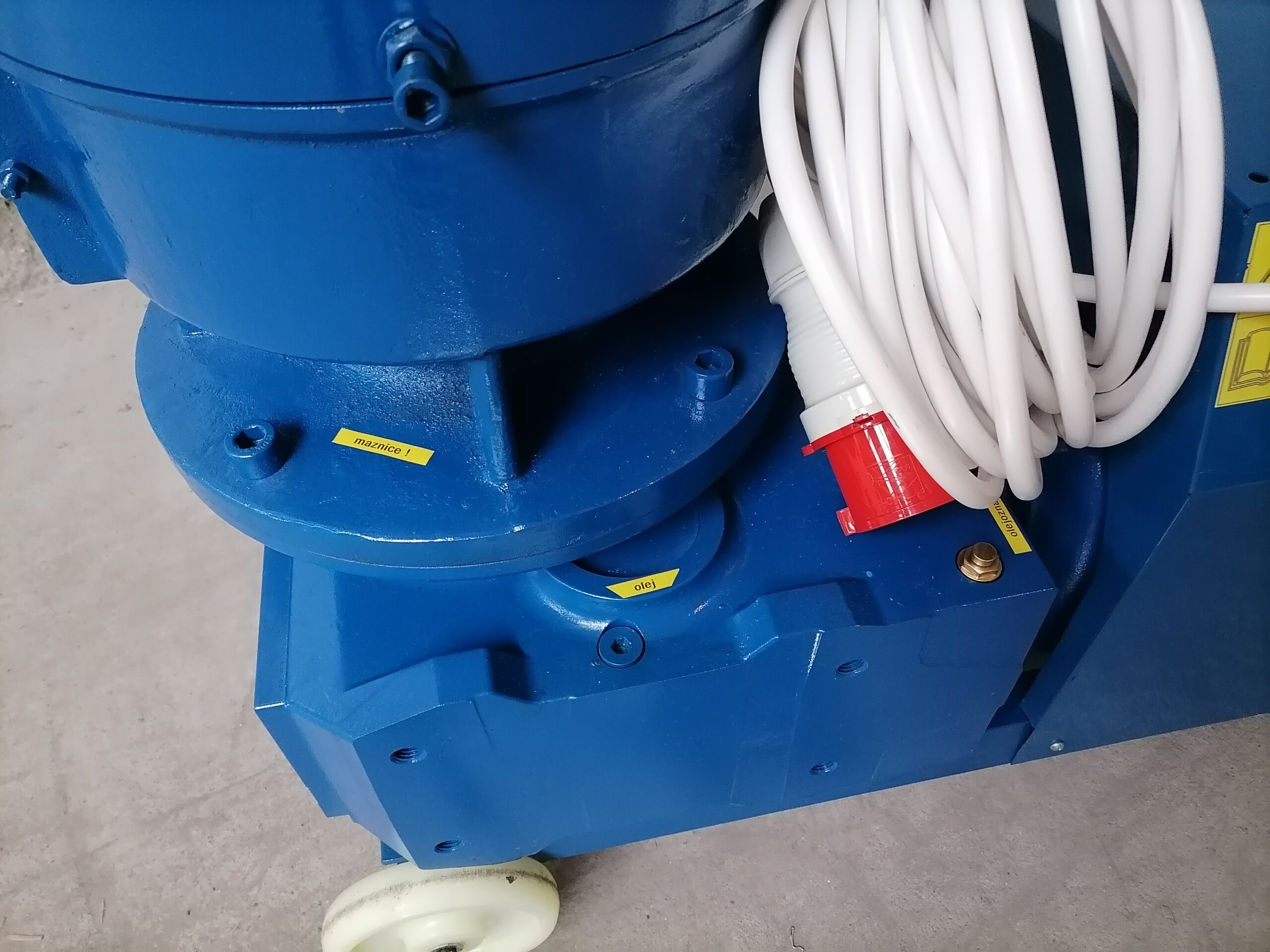 Peletovací lis s rotujúcimi valcami PLR300 15 kW – Obrázok 2