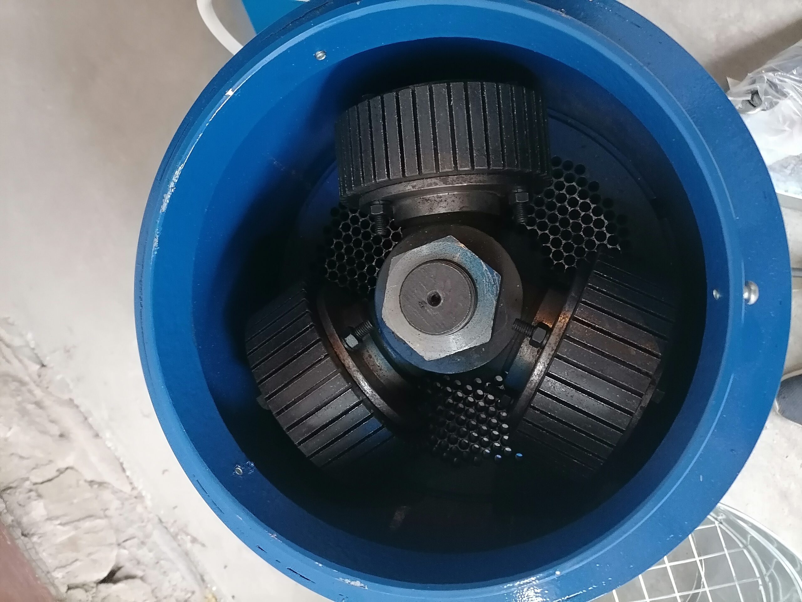 Peletovací lis s rotujúcimi valcami PLR300 15 kW – Obrázok 14