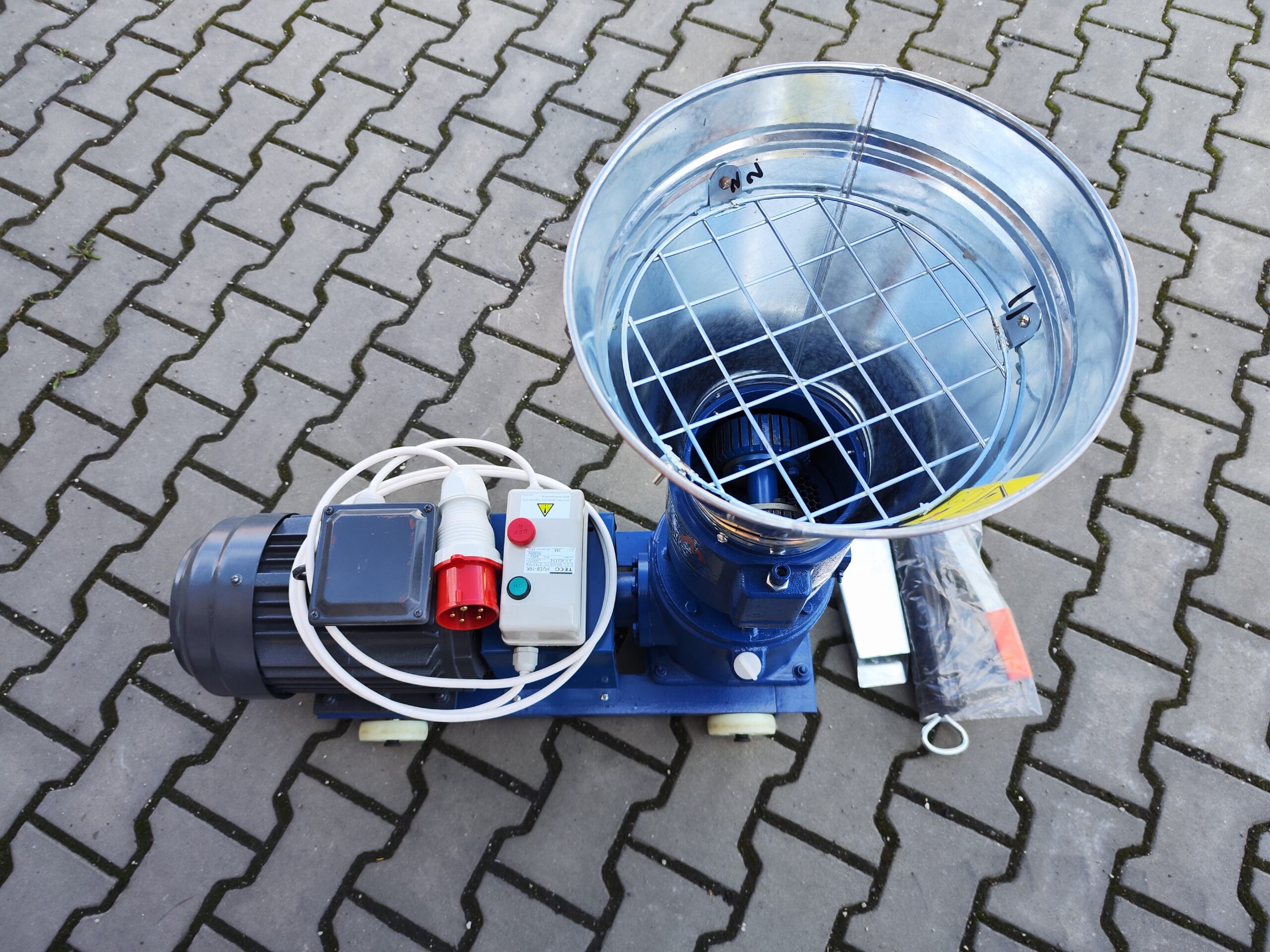 Peletovací lis s rotujúcou matricou PL150 4 kW – Obrázok 5