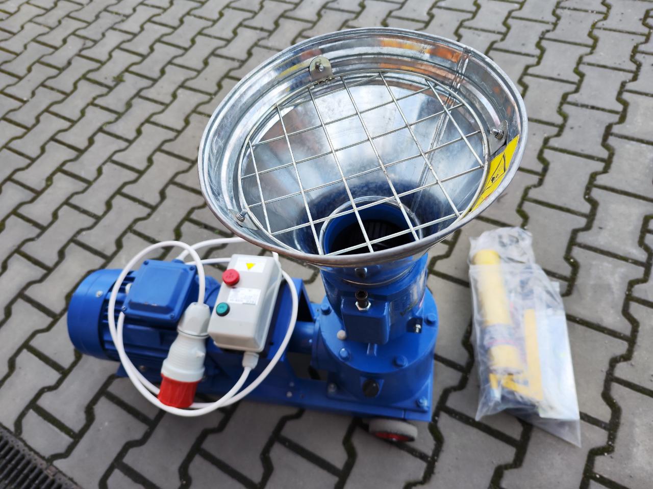 Peletovací lis s rotujúcou matricou PL120 3 kW – Obrázok 14
