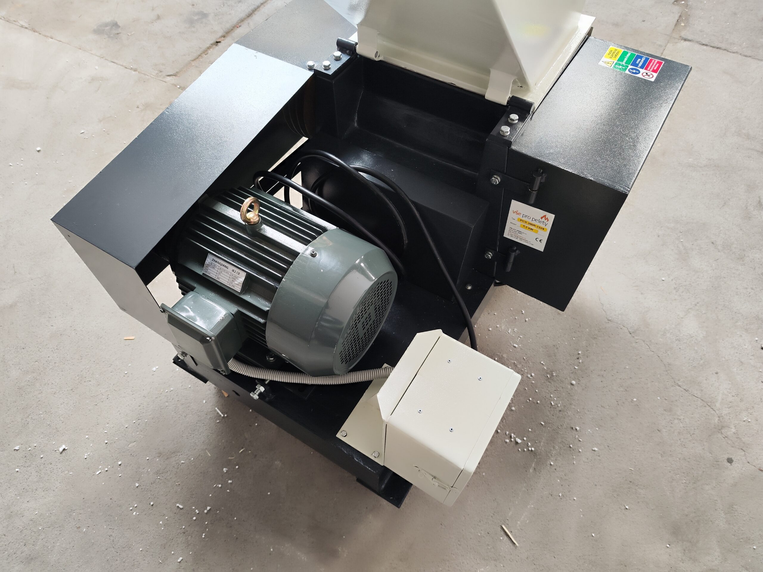 Pomalobežný nožový drvič PCS300 5,5 kW – Obrázok 3