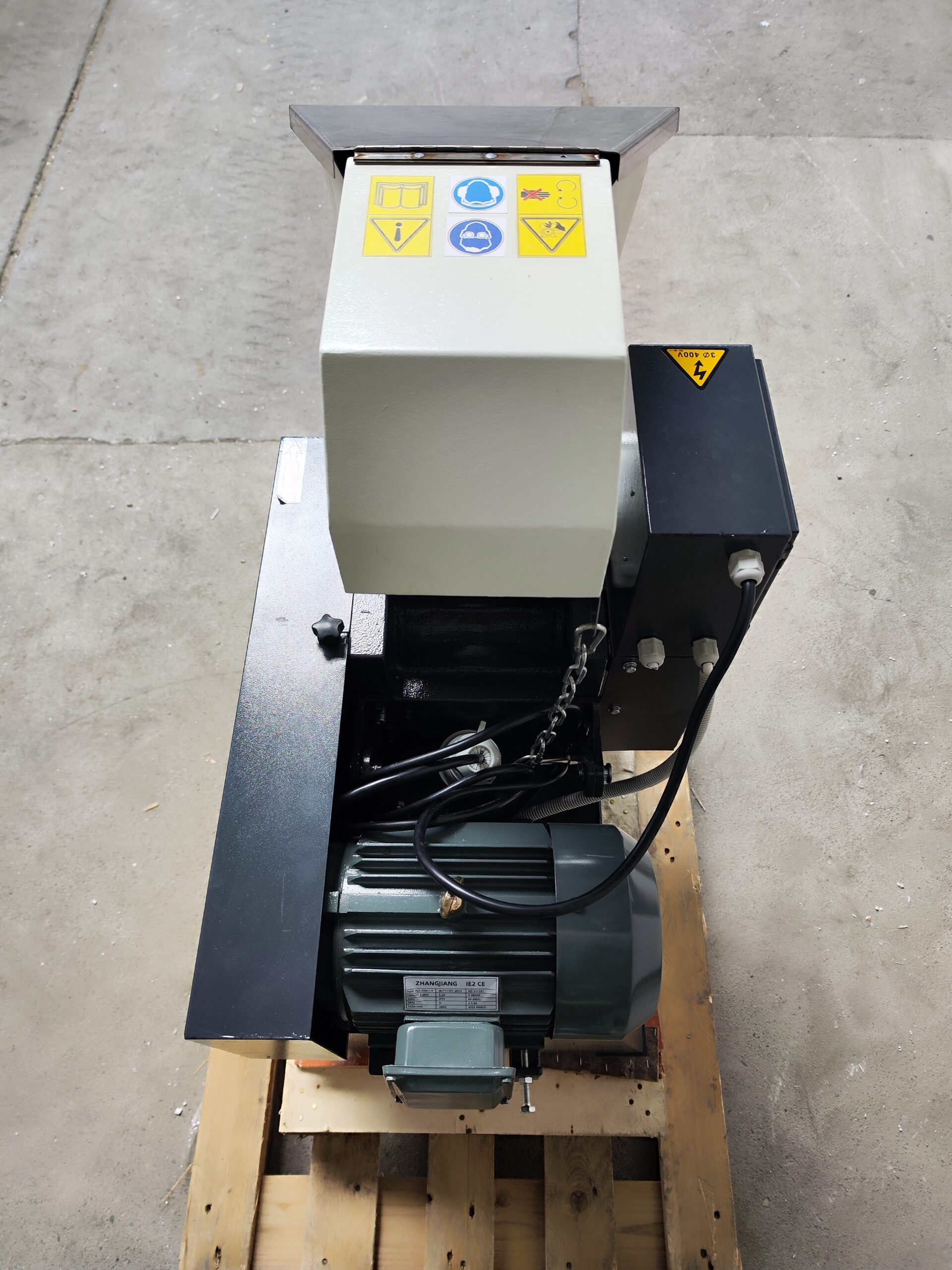 Pomalobežný nožový drvič PCS180 2,2 kW – Obrázok 3