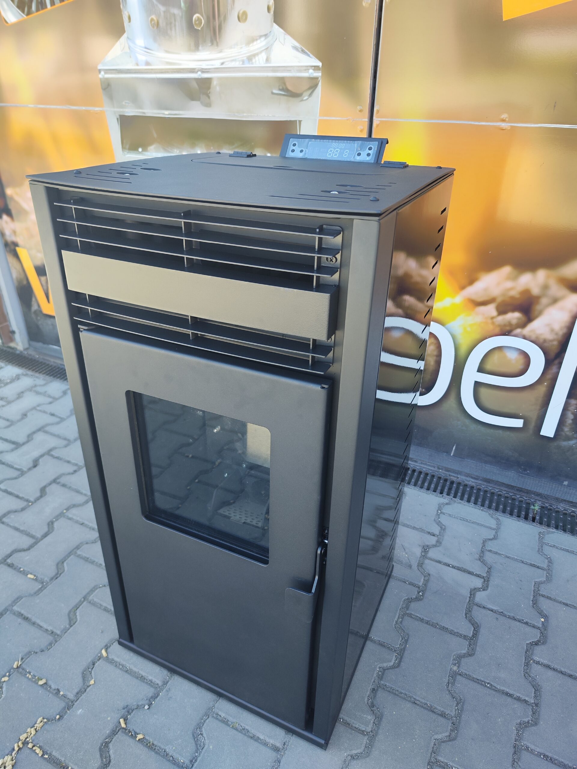 Teplovzdušné kachle na pelety 10 kW – Obrázok 9