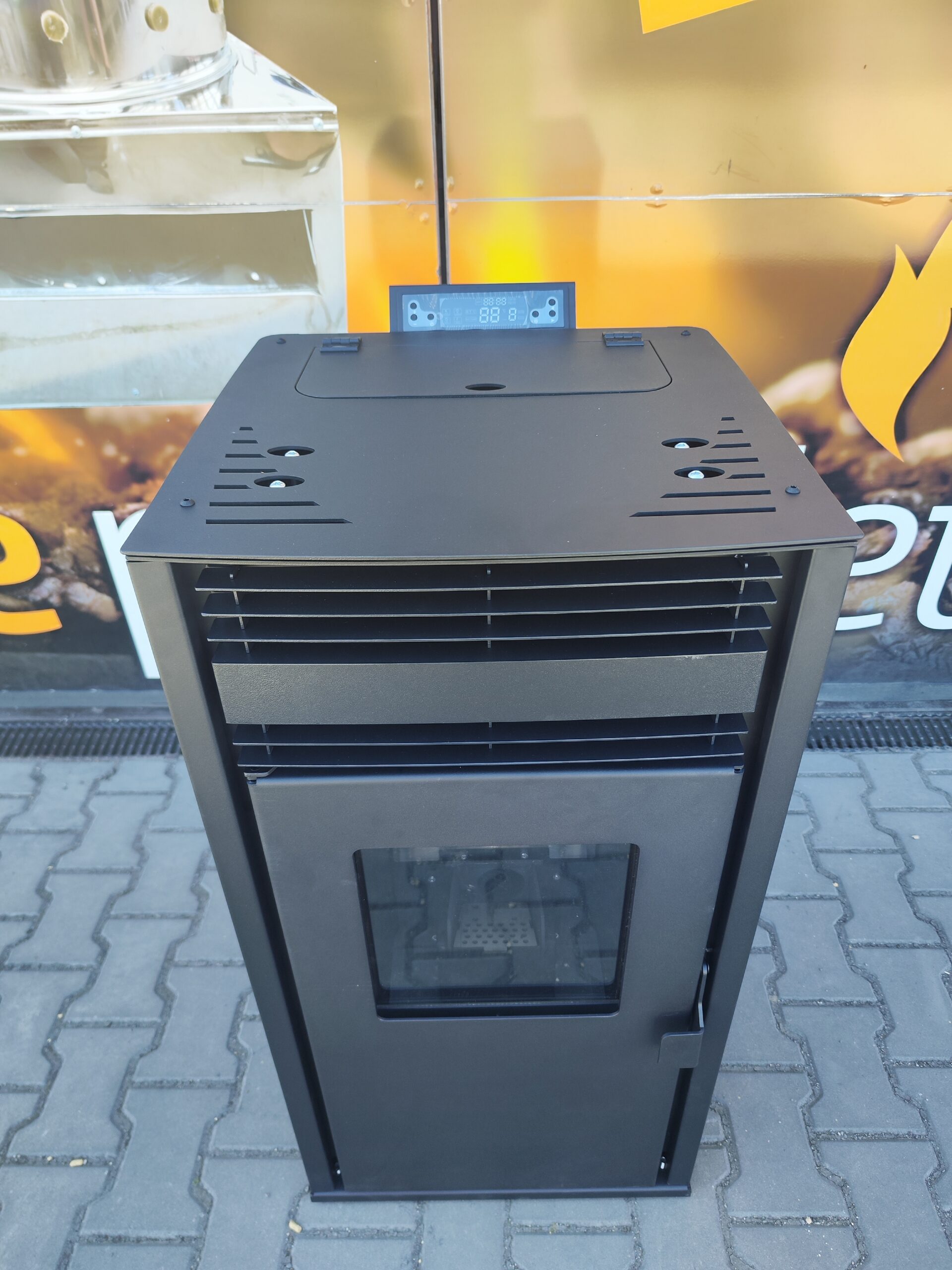 Teplovzdušné kachle na pelety 10 kW – Obrázok 8