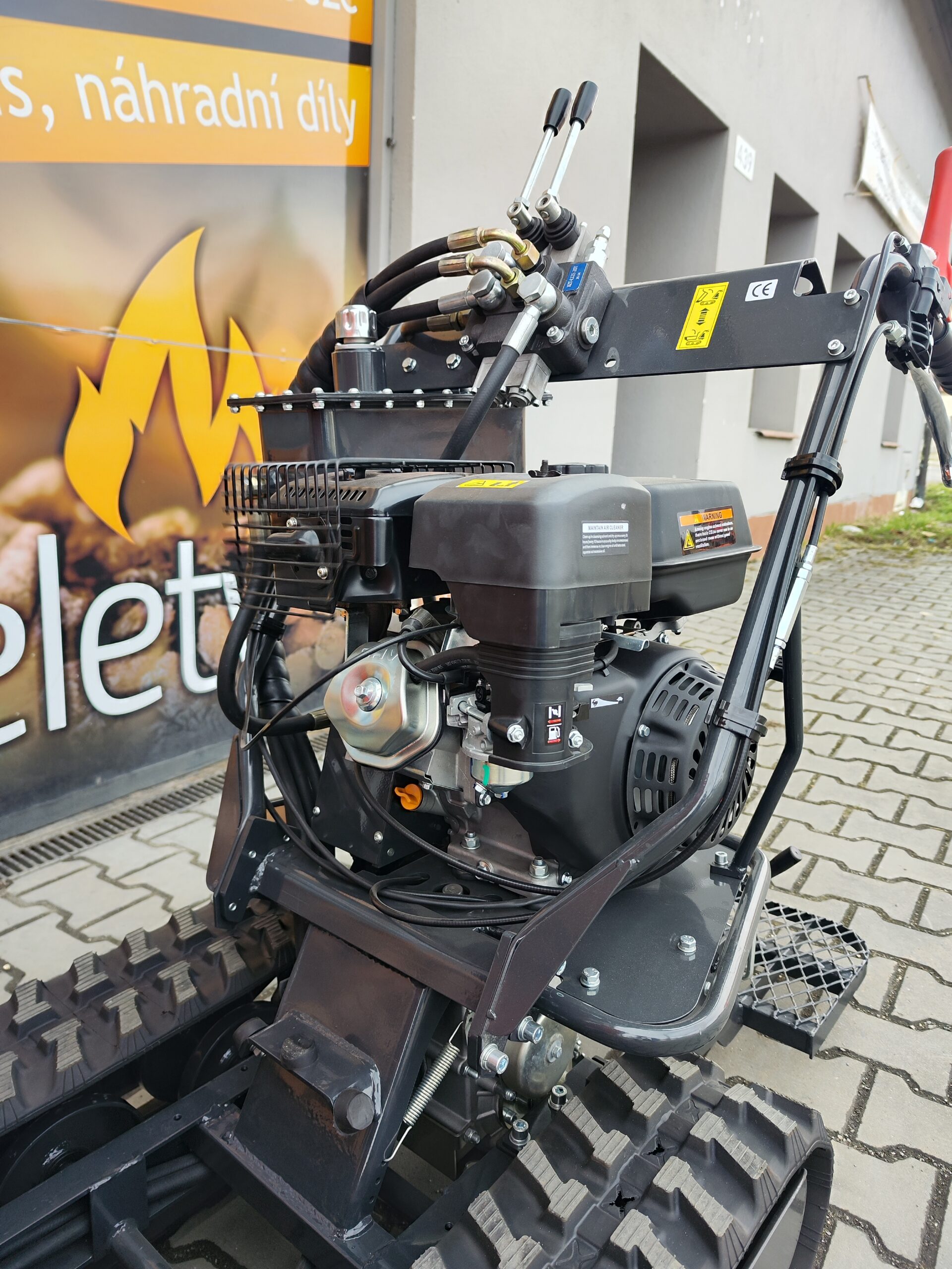 Samonakladací pásový dumper – Obrázok 13