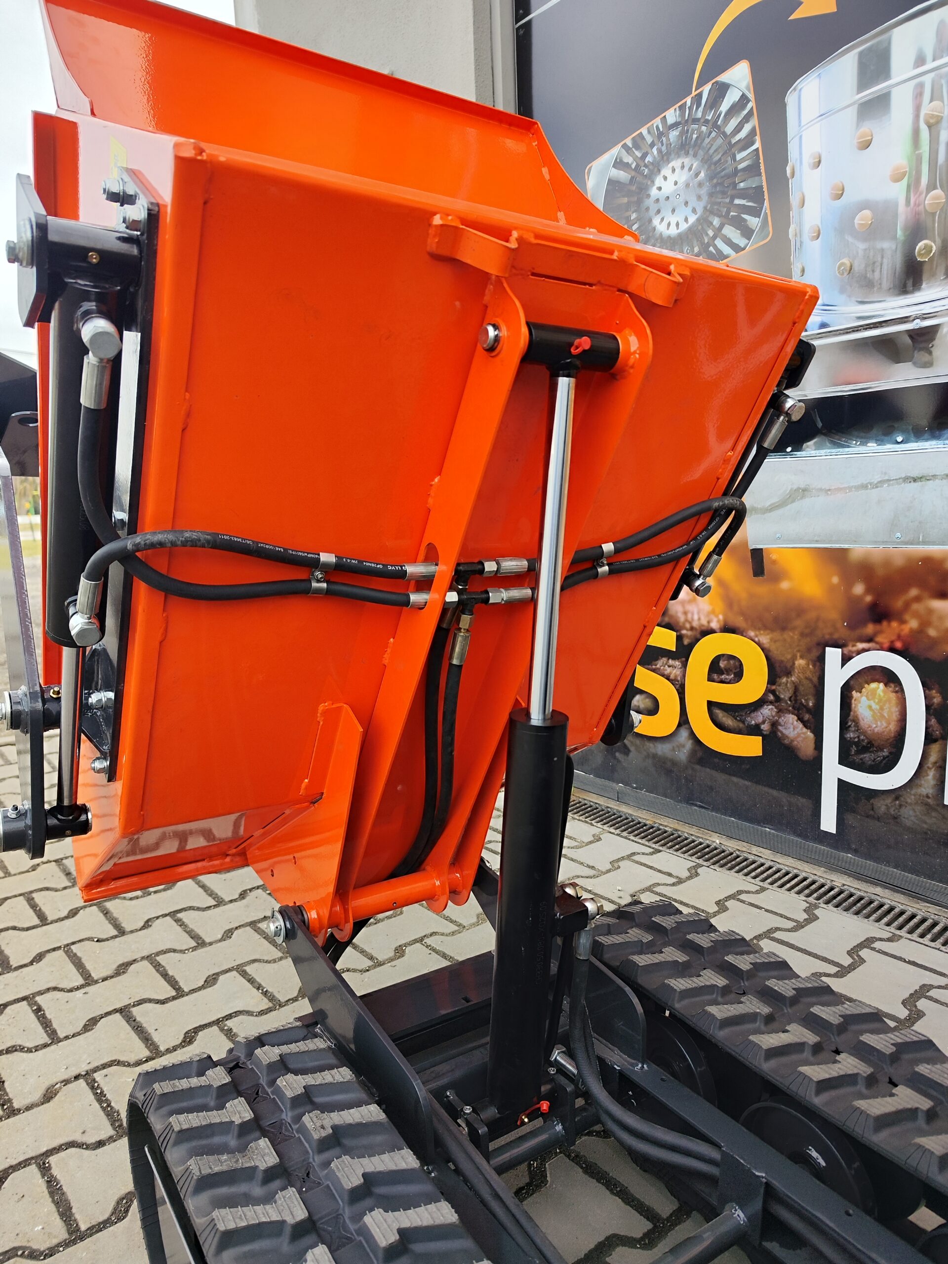 Samonakladací pásový dumper – Obrázok 14