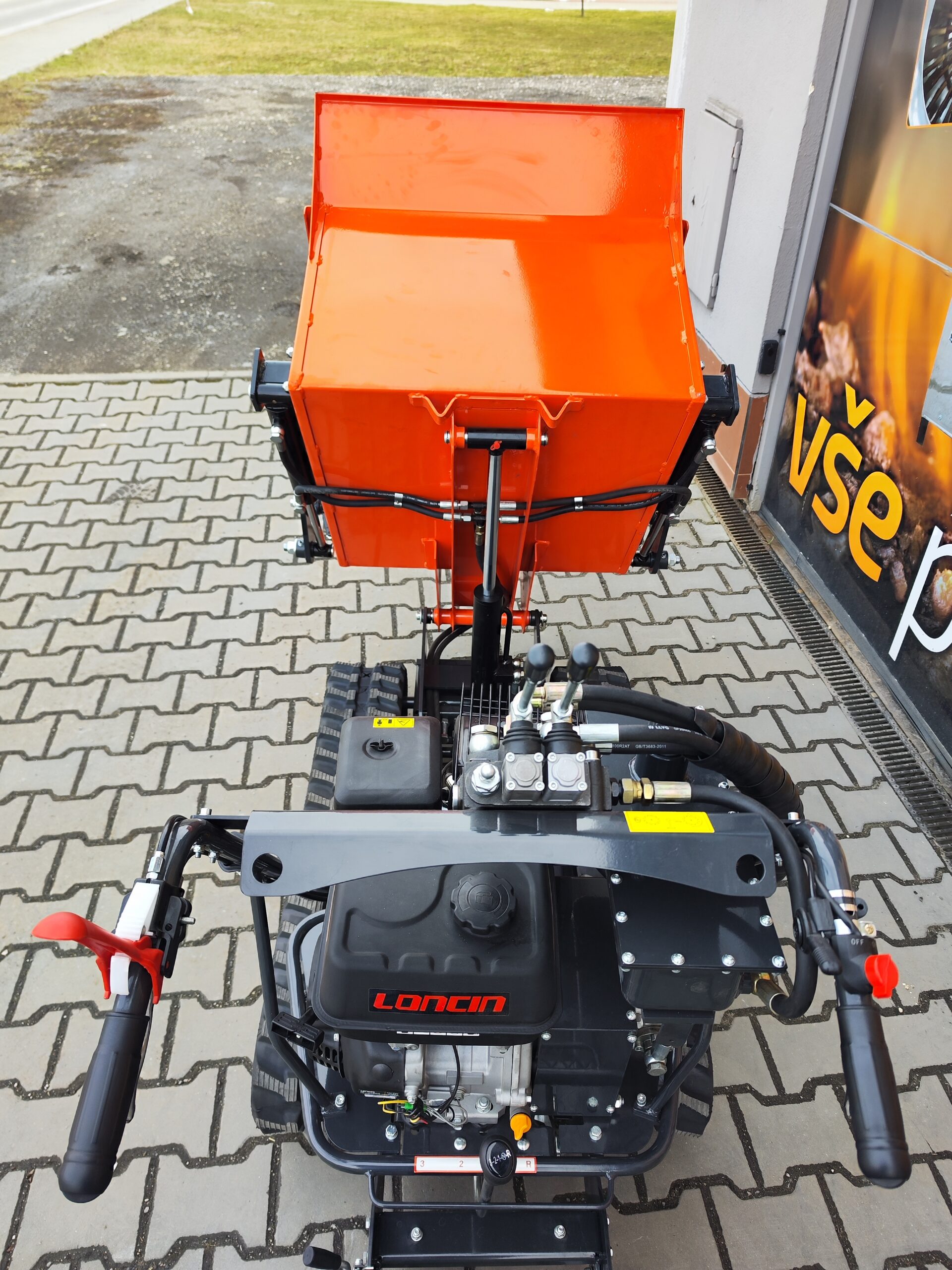 Samonakladací pásový dumper – Obrázok 17