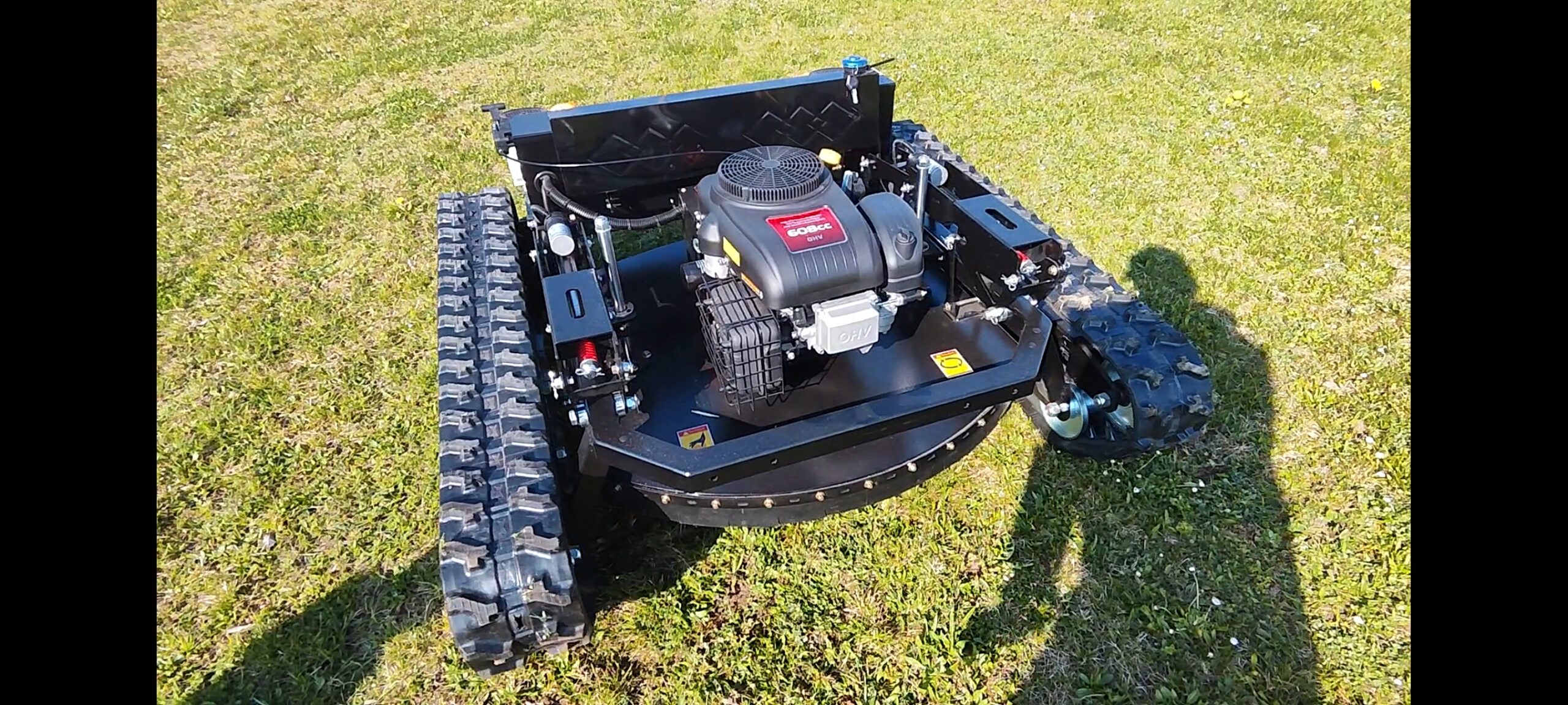 Svahová kosačka PROFI 900 mm záber RC control – Obrázok 4